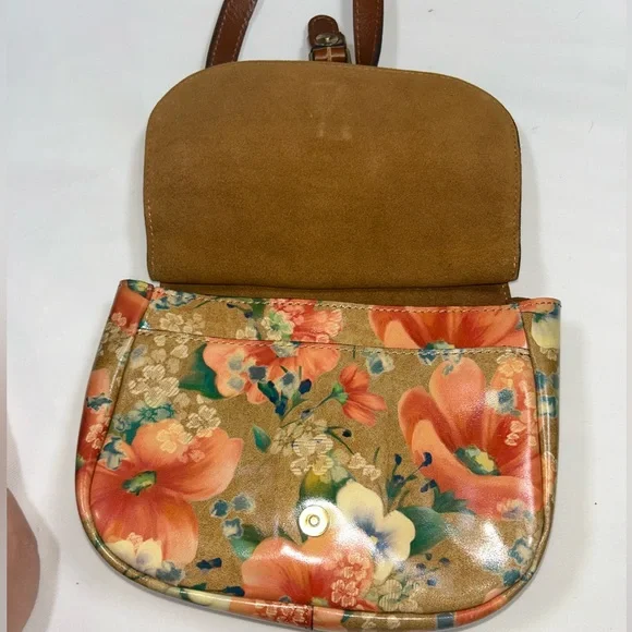 Patricia Nash glazed leather floral studded messenger crossbody - Picture 7 of 16